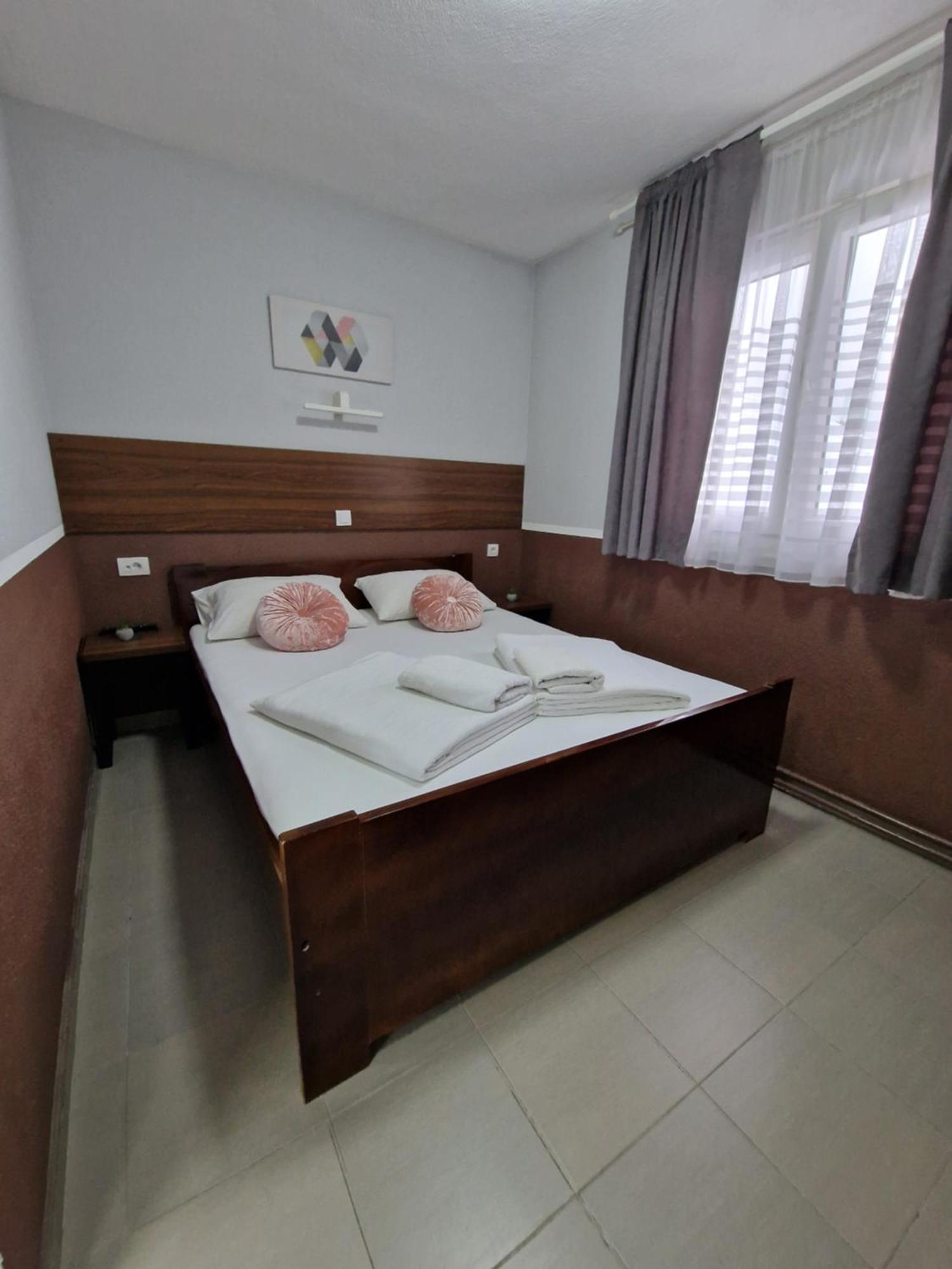 Hotel Djerdan Kraljevo Exterior photo